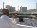 800px-Supplicating Pilgrim at Masjid Al Haram. Mecca, Saudi Arabia.jpg